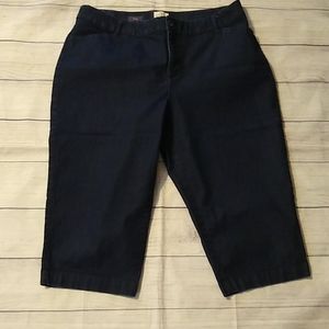 St John's Bay Capri 18W